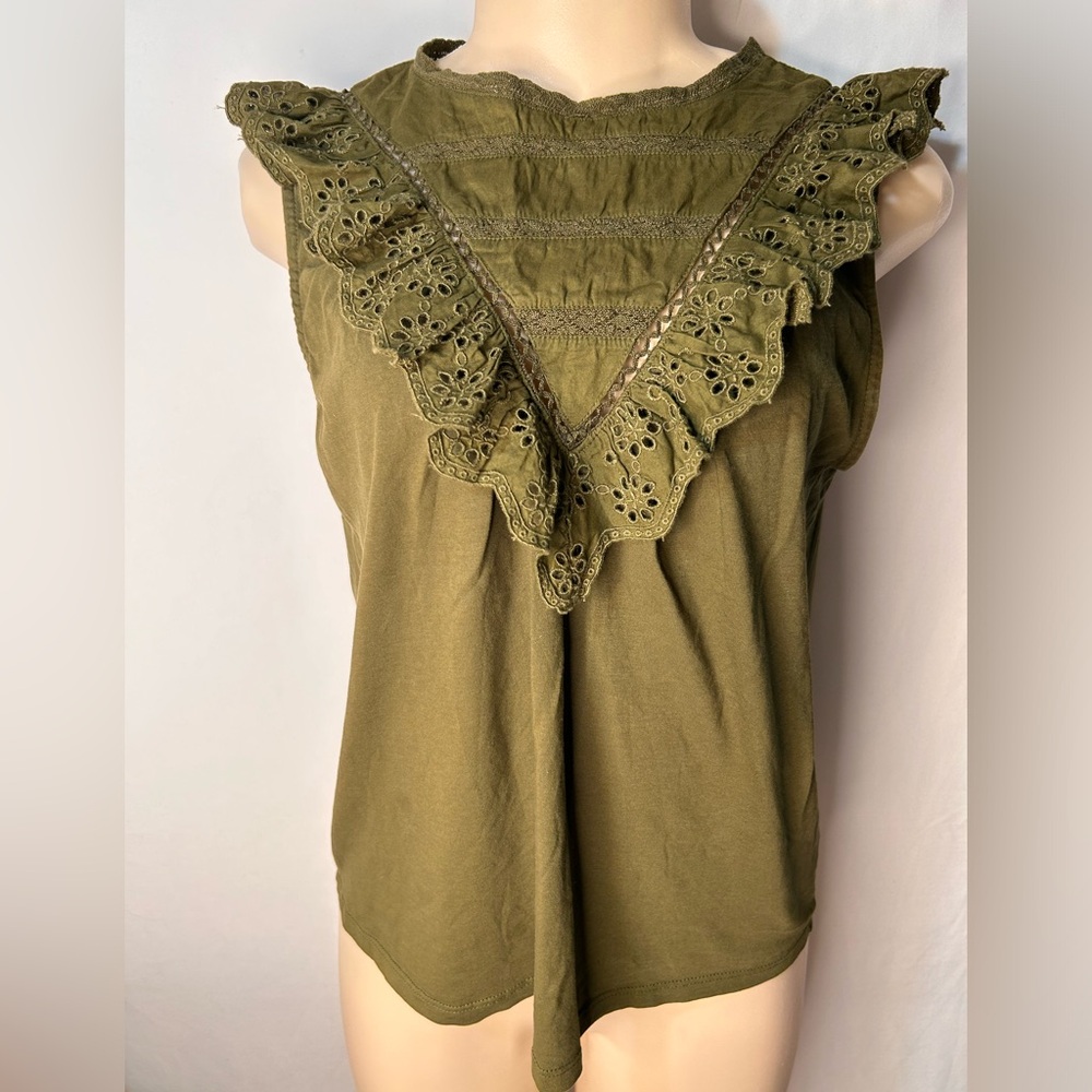 J.Crew Women’s 100% Cotton Ruffle Front Back Crewneck Eyelet Green Top. S
